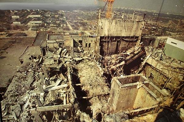 ledakan reaktor 4 chernobyl